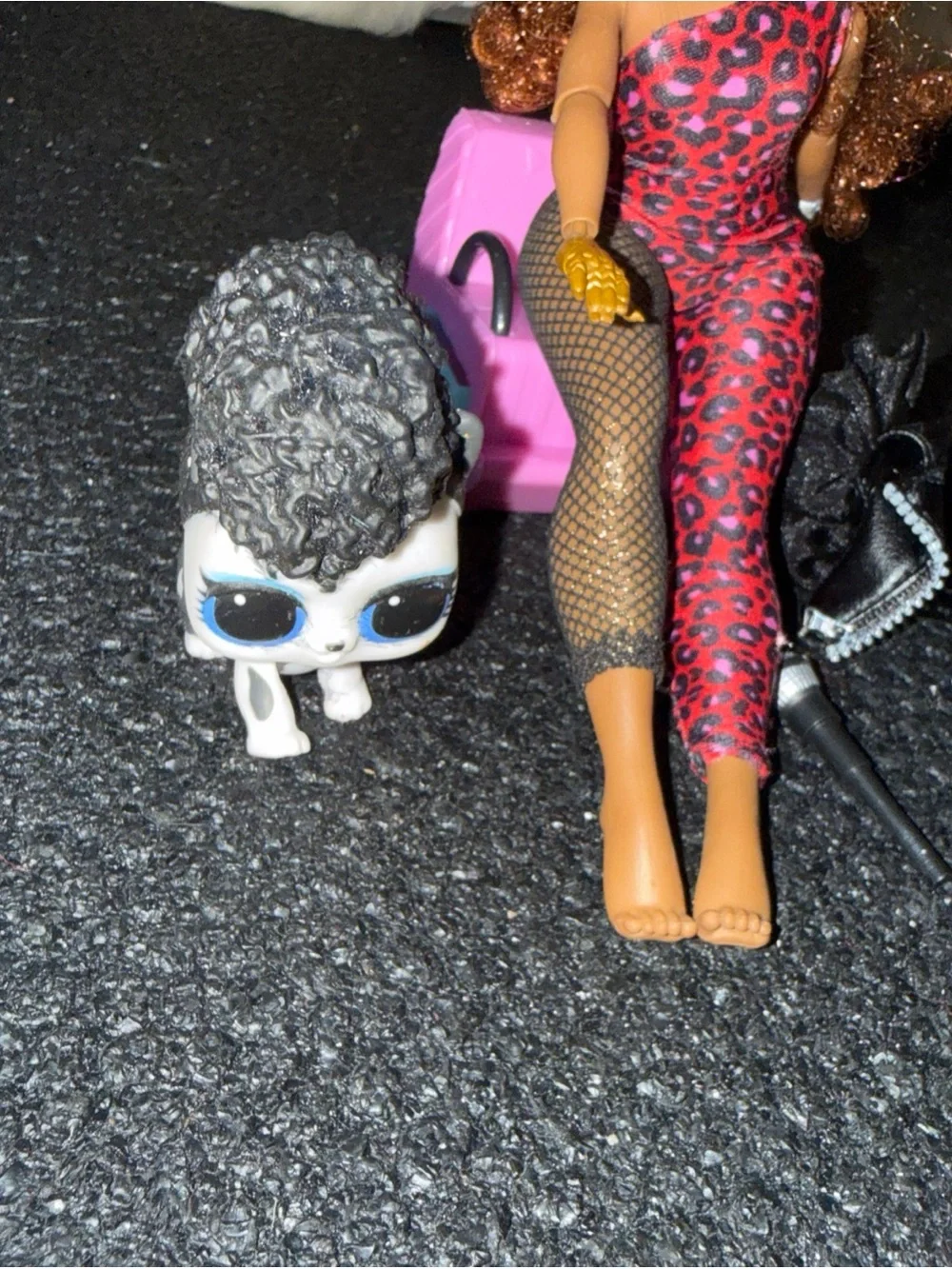 LOL Suprise doll and accessories